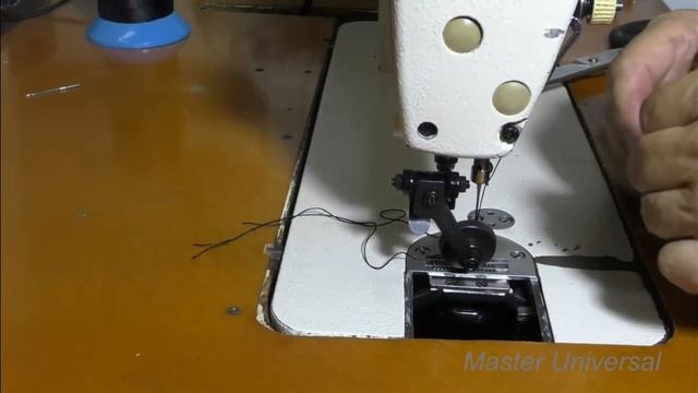 Замена челнока на промышленной швейной машине Professional PRF 8700 H. Видео № 585 смотреть онлайн