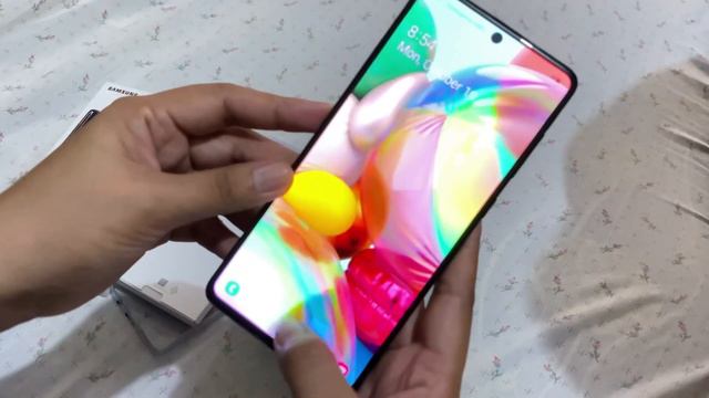 Samsung Galaxy A71 unboxing 💜📲 смотреть онлайн