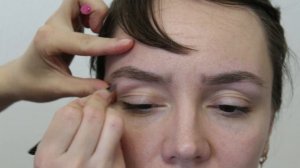Делаем правильную форму бровей. Коррекция и окрашивание бровей краской