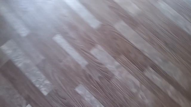 Эпизод 4 Укладка линолеума Монтаж Плинтусов. Переезд через 9 дней. смотреть онлайн