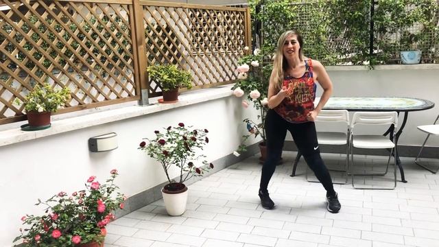 #ZUMBA✨#LAVIDACONTINUO’?#KAROLG✨#SIMONEESIMARIA✨#KIZOMBA✨#liciainwonderland✨ смотреть онлайн