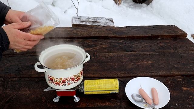 Живу таки в лесу! Готовлю пропитание на улице! смотреть онлайн