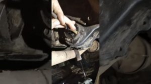 ремонт уаз. устранение течи масла, замена сальника раздатки. устранение люфта фланца  в мосту