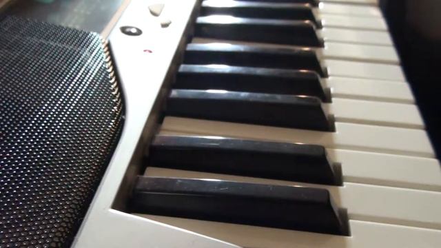 GRANITE KEYBOARD FOR KIDS-JOHN BAKALIS-2013 смотреть онлайн
