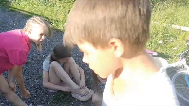 Дети вызывают духа Чарли смотреть онлайн