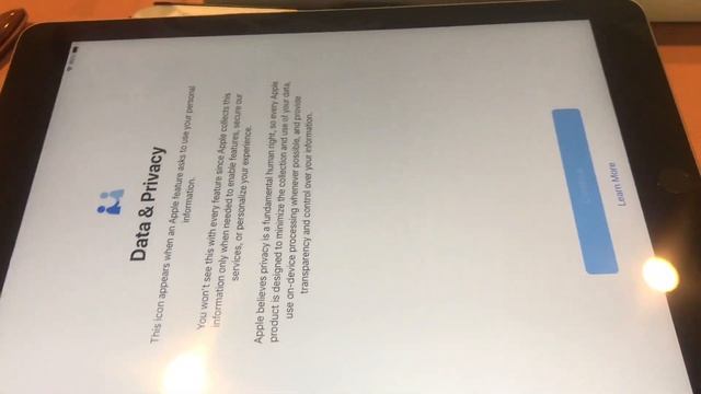 setting up the iPad 6th generation (the EASY way) using your iPhone смотреть онлайн