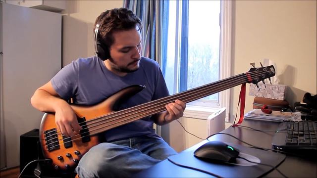 Scale the Summit - The Levitated (Fretless Bass Cover) смотреть онлайн