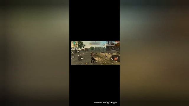 Подарил другу подарок на 300 алмазов топовая катка с другом|Free Fire смотреть онлайн