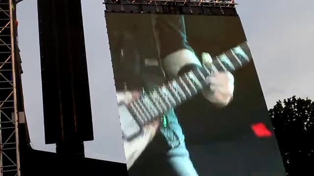 Megadeth - Sweating Bullets (Sweden Rock 2016) смотреть онлайн