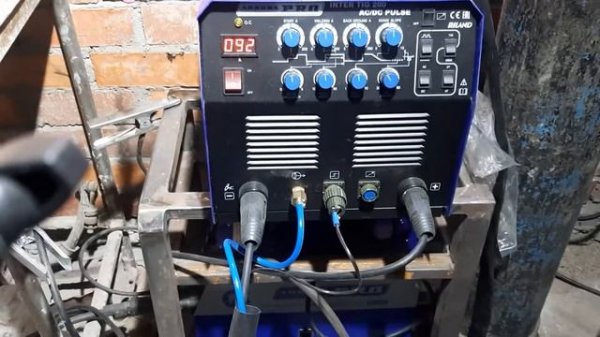 Aurora PRO INTER TIG 200 AC/DC PULSE