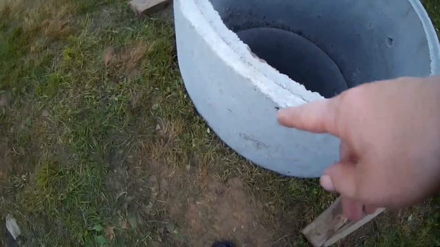 как правильно выкопать хороший колодец (Юрик завез комаза колец) смотреть онлайн