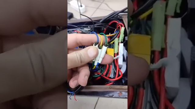 Разобрали электросамокат и офигели. смотреть онлайн