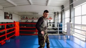 Базовое движение в БОКСЕ!