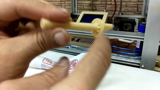 Лайфхак для тюбиков. Печатаем на 3D принтере для дома. смотреть онлайн