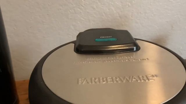 Farberware Single Flip Waffle Maker смотреть онлайн