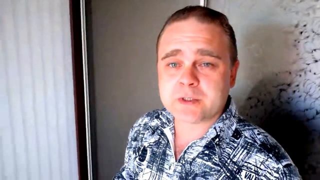 Зеркальные двери купе на заказ Безопасность зеркальных дверей смотреть онлайн