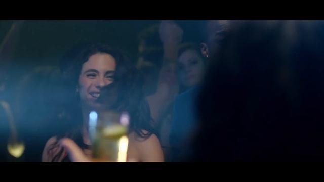 Brasil Shake by Sky Adams (ft. Alexxa) – Ballantine’s Brasil смотреть онлайн