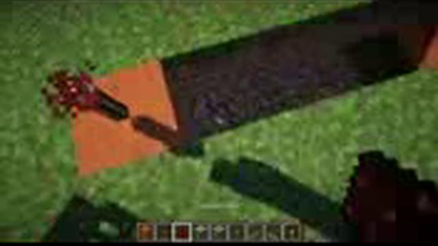 КАК СДЕЛАТЬ ПРОЗРАЧНУЮ ДВЕРЬ В MINECRAFT! Крутой механизм! смотреть онлайн