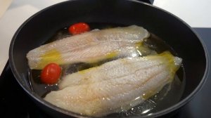 Рыба припущенная. С овощами. Диетическая. Быстрый ПП рецепт.