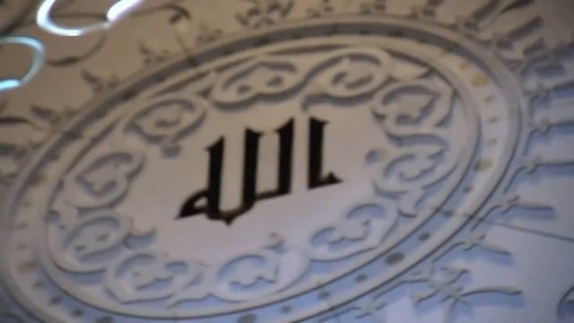 Белая мечеть в Абу-Даби. ОАЭ смотреть онлайн