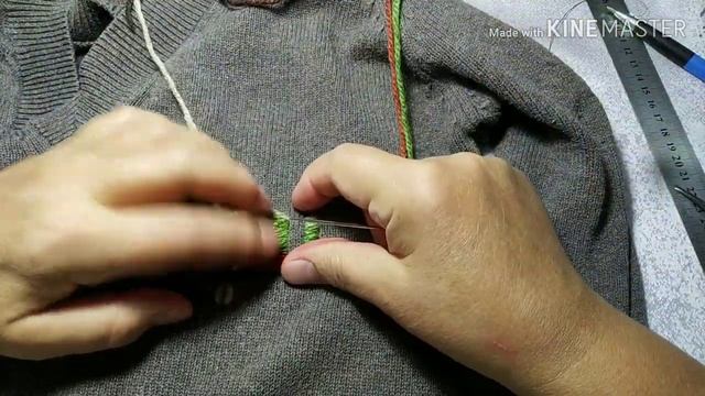 Как зашить дырку в свитере. Красиво, оригинально. How to sew a sweater. Beautiful, original. смотреть онлайн