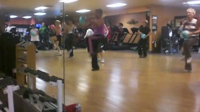 zumba con la pelota!! смотреть онлайн
