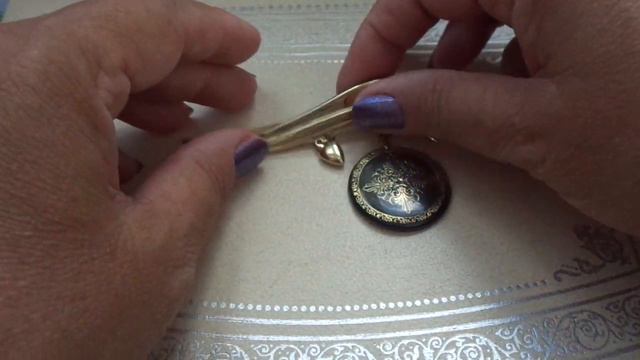 Находки блошиного рынка по доступной цене. Винтажные украшения из Германии. смотреть онлайн