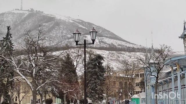 Парк Цветник, Пятигорск (13 февраля 2023 года) смотреть онлайн