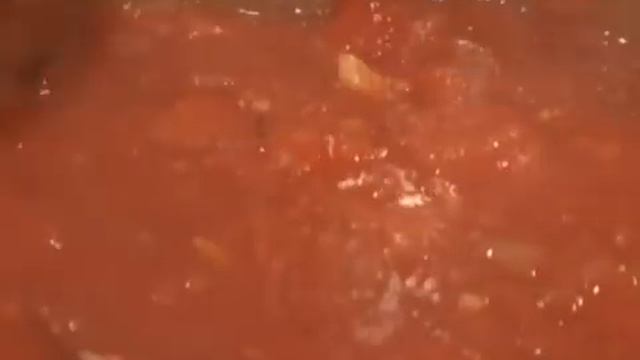 VIDEO RECEPTE: Tomātu Un Maizes Zupa