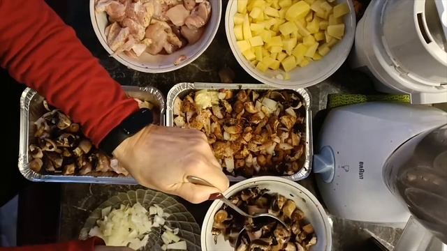 Куриное жаркое с грибами смотреть онлайн