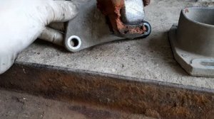 Замена передней опоры двигателя  Audi A4 B6 A6 C5