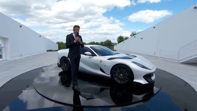 New Ferrari Limited-Edition V12 World Premiere смотреть онлайн