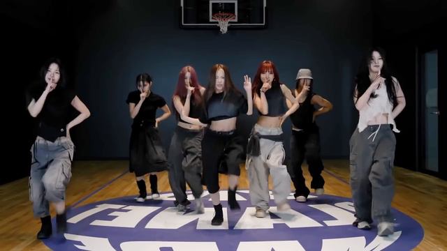 BADVILLAIN - 'BADVILLAIN' Dance Practice Mirrored [4K] смотреть онлайн