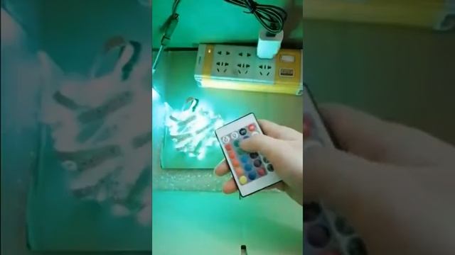 LED-стрічка з пультом (HollyVan) смотреть онлайн