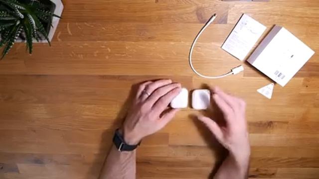 i12 TWS vs. i10 vs. AirPods Super Review смотреть онлайн