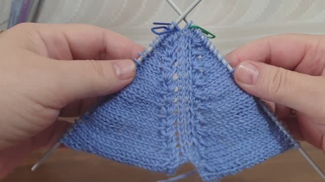 Ажурное плечо или регланная линия, выбор за вами Openwork Shoulder Or Raglan Line, Your Choice