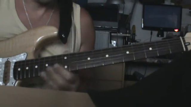 Fender Classic Series 70 Strat RW NT смотреть онлайн