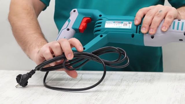 TOTAL - Fierastrau Sabie - 750W  TS100806