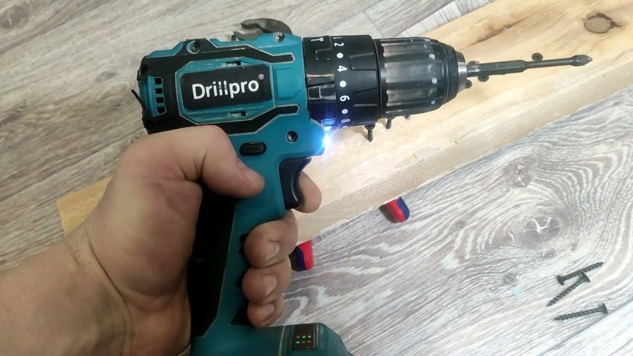 Самый компактный 18 вольтовый шуруповерт с алиэкспресс. Тест елочка.