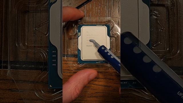 CPU Thermal Paste Patterns: Dot vs X смотреть онлайн