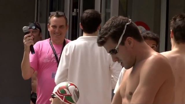 Loin des préjugés sur les gays et le sport смотреть онлайн