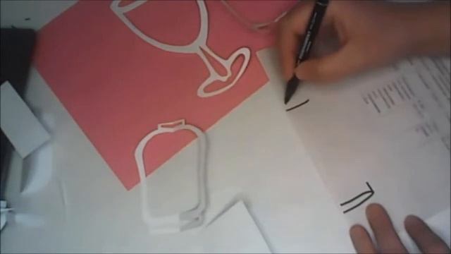 Как сделать декоративную композицию из стеклянных сосудов из белой бумаги. смотреть онлайн