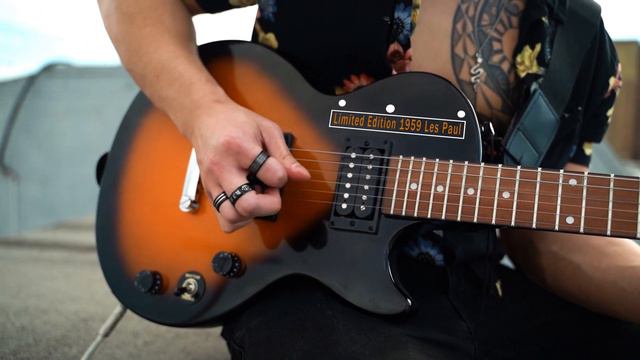 Les Paul Guitar Ad смотреть онлайн