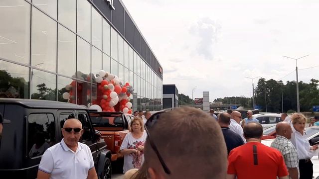Бомонд на відкритті автосалону автосалону Haval у Вінниці 25 липня 2020 р. смотреть онлайн