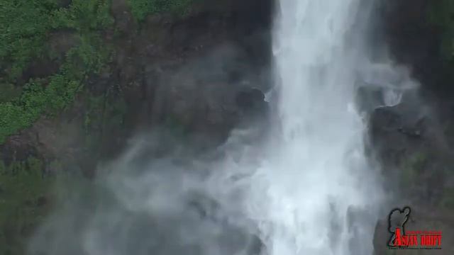 Водопады плато Болавен , южный Лаос . Часть 2 смотреть онлайн