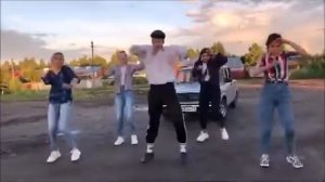 Танец чёрный бумер