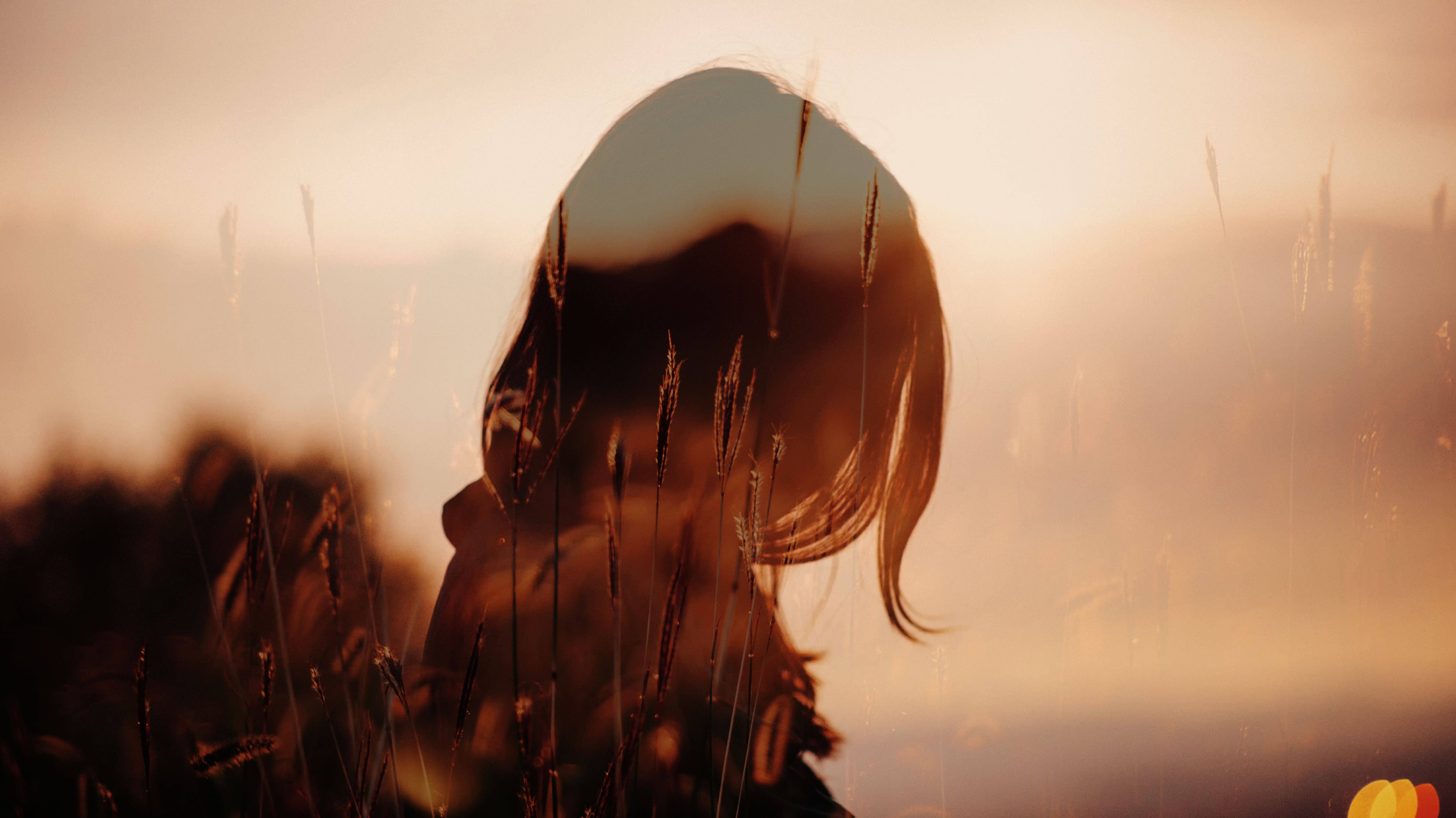 NEIRO - Z - Незнакомка