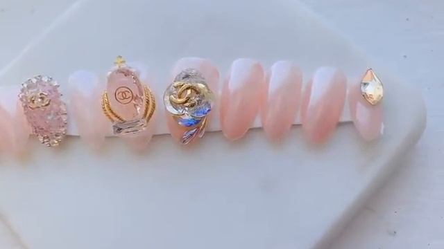 Nail BeCe Chanel Camellia Iris Pixie Nail смотреть онлайн