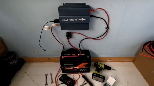 The heat is on! 100ah LiFePO4 system/600watts pure sine wave inverter. Super easy build. смотреть онлайн