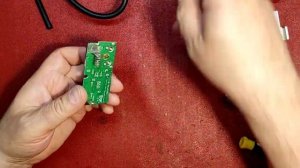 Ремонт тонометра AND UA 604. Выключается сразу после включения.